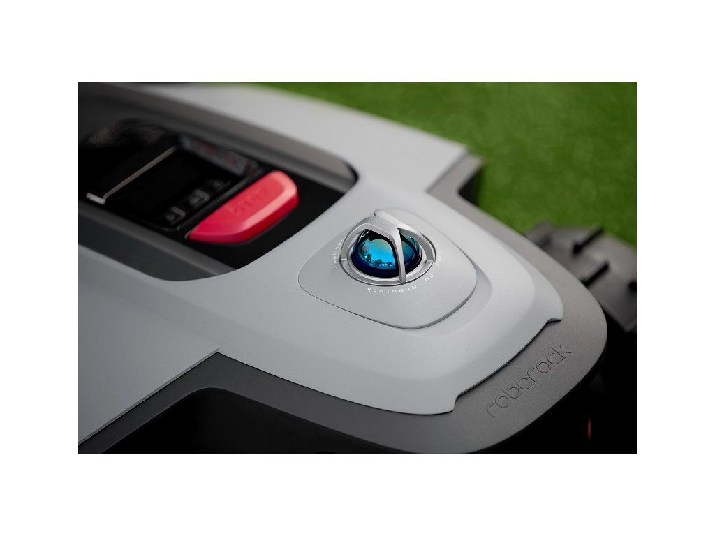 Detail senzoru LiDAR a ochranného krytu Roborock RockMow Z120 LiDAR